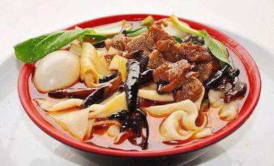 安徽牛肉板面的做法