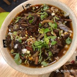 旺泉伯牛肉板面王羊杂板面 沈阳美食中的一绝